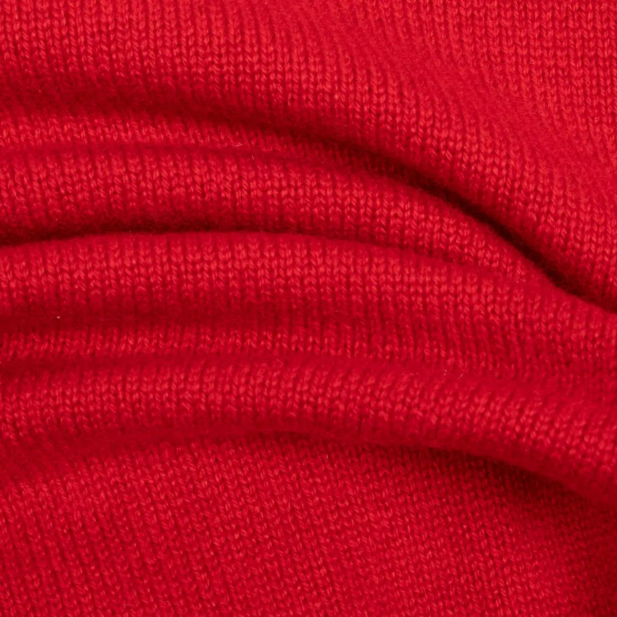 Ruby Red Tiree 4ply Crew Neck Cashmere Sweater CASHMERE Robert Old