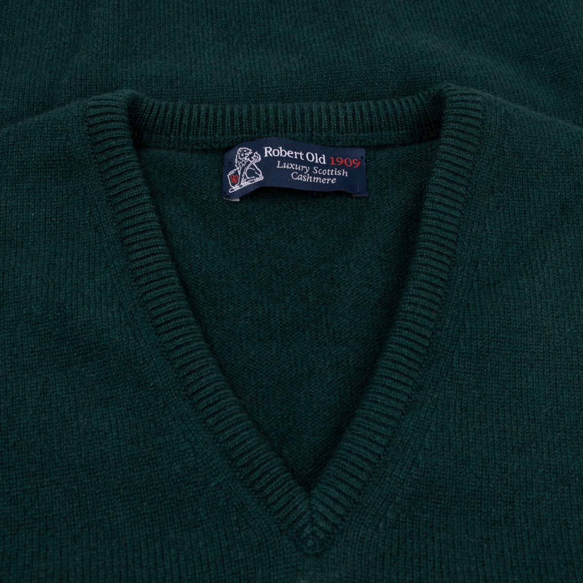 Holly Green Tobermorey 4ply V-Neck Cashmere Sweater  Robert Old   