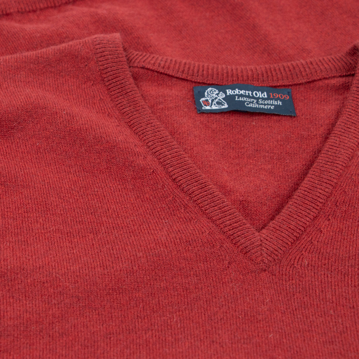 Russet Red Blenheim Cashmere Sleeveless V-Neck Sweater  Robert Old   