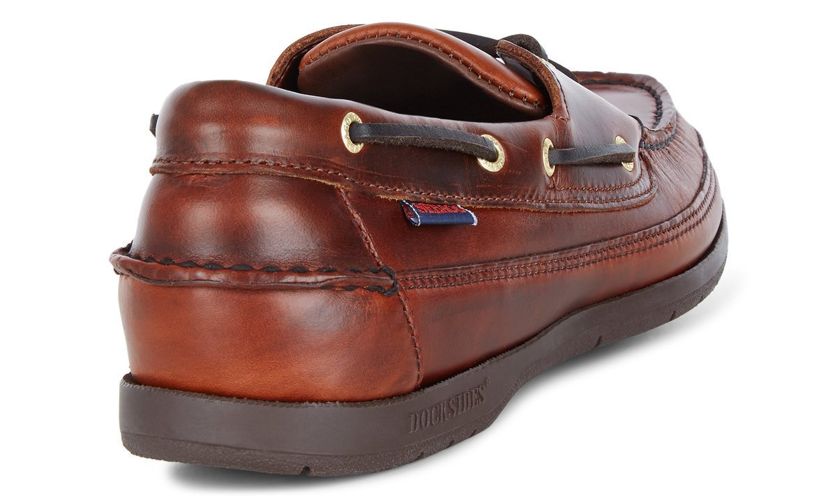 Brown Gum Schooner Waxed Leather Boat Shoe  Sebago   